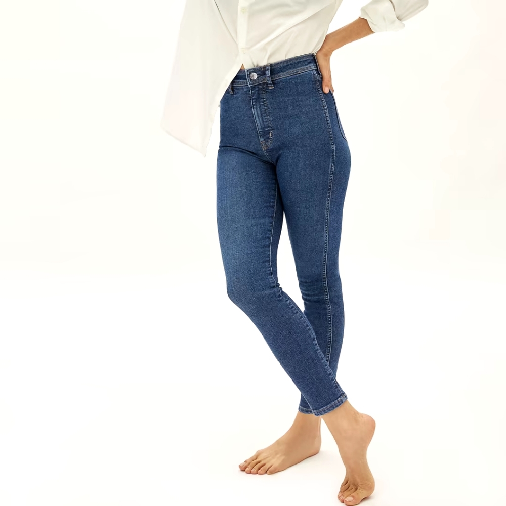 Everlane Way High Clean Front Jeans in Vintage Blue